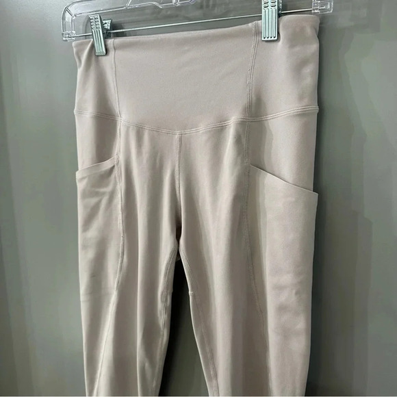 Varley Leggings Nude Pink Size Small Full Length Pockets - Picture 3 of 5